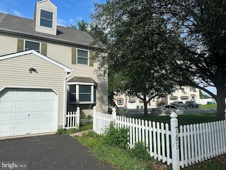 745 Cedar Ct, Red Hill, PA 18076