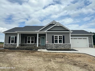 110 Dunbar Hill Dr, Fremont, NC 27830