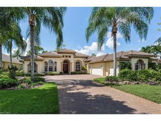 2753 Olde Cypress Dr, Naples, FL 34119