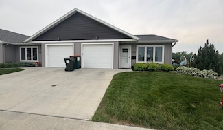 418 Alfred Ct SW, Eyota, MN 55934