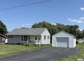 542 Edwards St, Kewanee, IL 61443