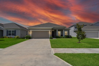 18 Oakleaf Way, Palm Coast, FL 32137