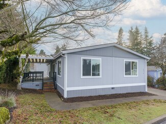 16314 SE Hearthwood Dr Unit 98, Clackamas, OR 97015