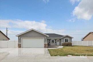 2421 Forge St, Twin Falls, ID 83301