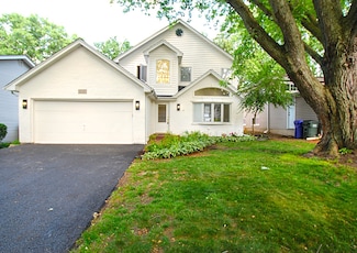 111 N Kenilworth Ave, Glen Ellyn, IL 60137