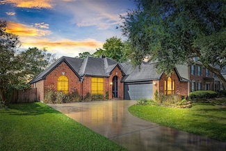 15419 Redbud Leaf Ln, Cypress, TX 77433