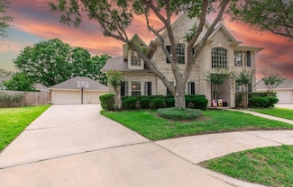 2626 Broussard Ct, Seabrook, TX 77586