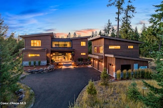 2763 E Lower Pasture Rd, Harrison, ID 83833