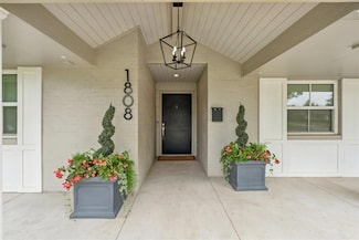 1808 Dorchester Place, Nichols Hills, OK 73120