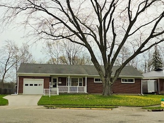 1506 Torrence Dr, Springfield, OH 45503