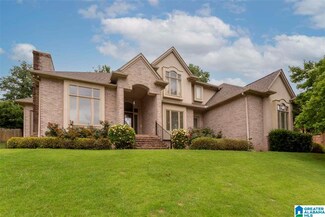 5244 Lake Crest Cir, Birmingham, AL 35226