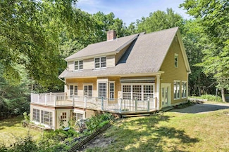 88 Gile Rd, Nottingham, NH 03290