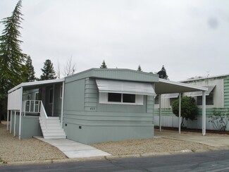 435 Red Cedar Dr Sp#77, Redding, CA 96003