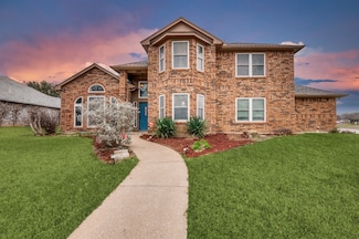 500 Aurora Dr, Euless, TX 76039