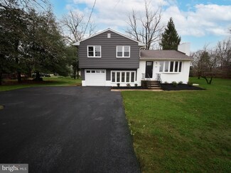 145 Crown Point Rd, West Deptford, NJ 08086