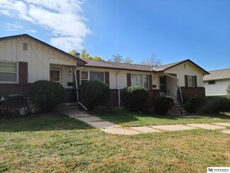 4801 Valley St, Omaha, NE 68106