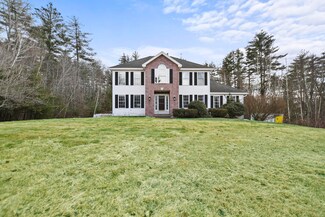 13 Greenhaven Rd, Salem, NH 03079