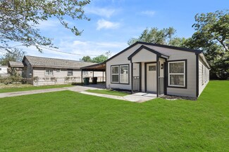 8318 Moon Beam St, Houston, TX 77088