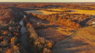 11555 Swallow Blvd, Floris, IA 52560