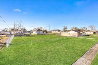 1822 Schnell Dr, Arabi, LA 70032