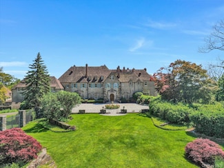 120 Ridge Rd, Tuxedo Park, NY 10987