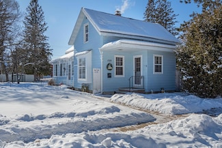 109 E 4th St, Merrill, WI 54452