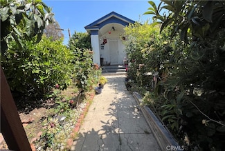 1500 W 52nd St, Los Angeles, CA 90062