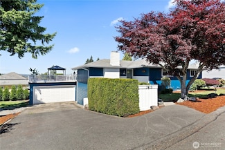 3415 Garden Ave N, Renton, WA 98056