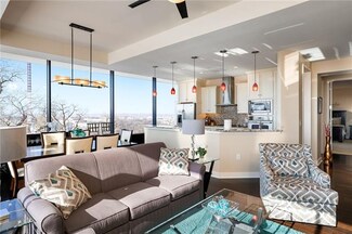 700 W 31st St Unit 308, Kansas City, MO 64108