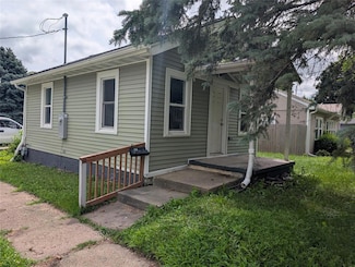 2021 Lay St, Des Moines, IA 50317