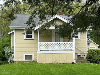 634 Goist Ln, Girard, OH 44420
