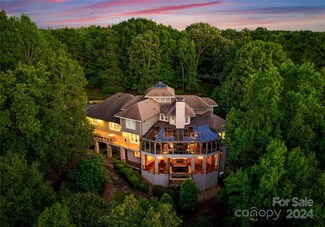 10310 Wildlife Rd, Charlotte, NC 28278