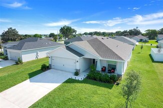 909 First Dr, Eagle Lake, FL 33839