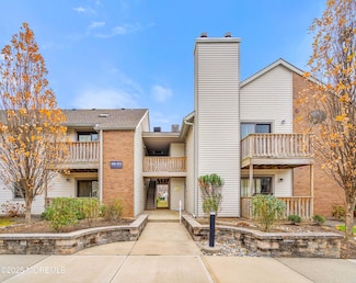 4914 Ravens Crest Dr, Plainsboro, NJ 08536