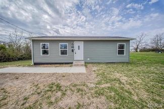 713 N Oak St, Salem, MO 65560