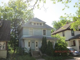 714 Stuart Ave, Kalamazoo, MI 49007