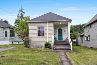 1014 E Maple St, Bellingham, WA 98225