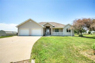 11608 NE Woodridge Ln, Cameron, MO 64429