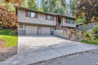 3011 E Fernan Ct, Coeur D Alene, ID 83814