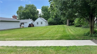 217 E Carrollton St, Magnolia, OH 44643