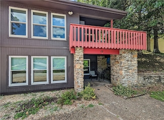 15 Nantucket Dr, Bella Vista, AR 72715