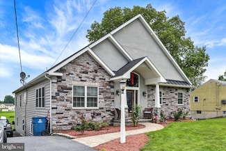 223 Colebrook Rd, Elizabethtown, PA 17022