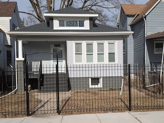 436 W 118th St, Chicago, IL 60628
