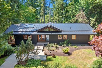 9767 Battle Point Dr NE, Bainbridge Island, WA 98110