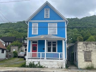 822 Railroad St, Johnstown, PA 15901