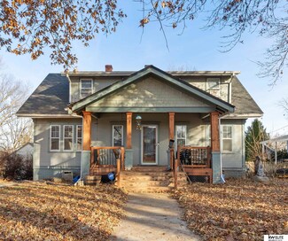 3115 N 58th St, Omaha, NE 68104