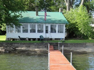 27 Carter Ln, South Hero, VT 05486