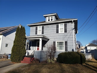 73 Cook St, Johnson City, NY 13790