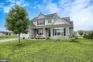 44 Danbury Dr, Mechanicsburg, PA 17050