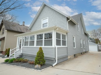 1367 N 72nd St, Milwaukee, WI 53213